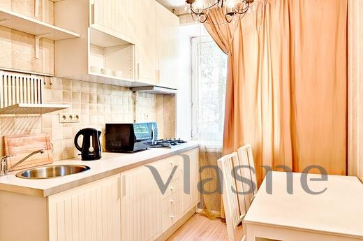 I rent a new apartment just 2 minutes walk from the subway S