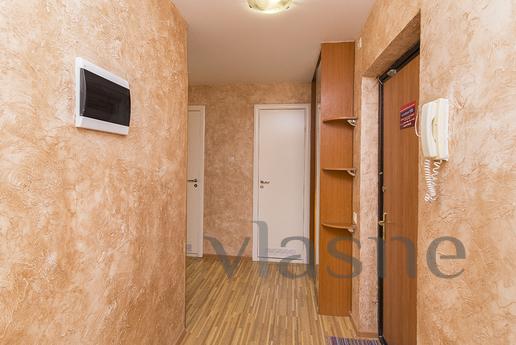 Spacious and bright apartment., Moscow - apartment by the day