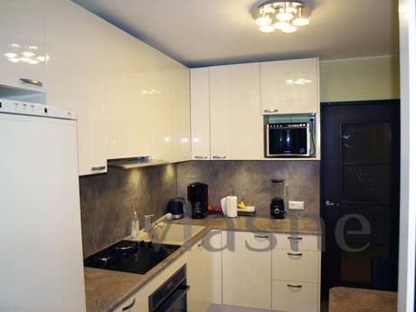 2 bedroom apartment with a  renovation, Moscow - apartment by the day