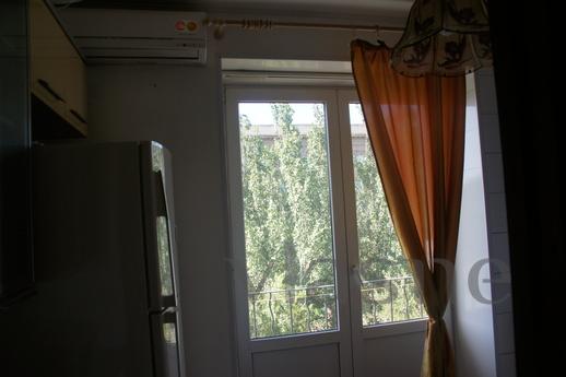 2-bedroom apartment for rent, Volgograd - apartment by the day