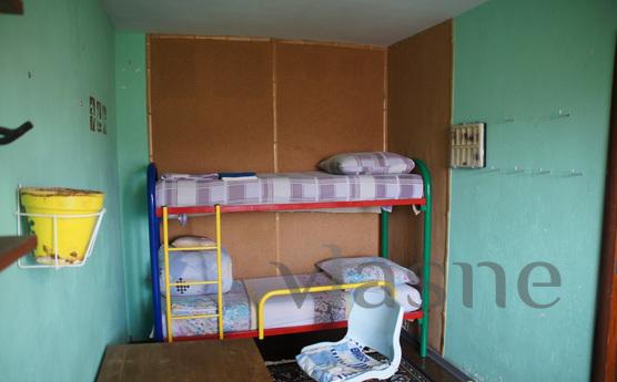 3-bedroom apartment per night, Volgograd - apartment by the day