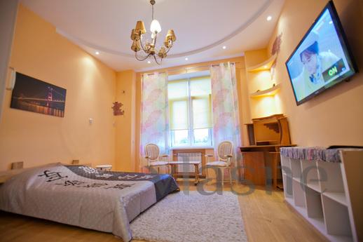 The studio has a separate bedroom, Smolensk - apartment by the day