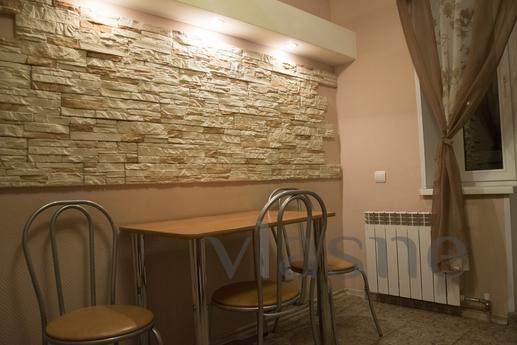 The apartment is next to the DS Jubilee, Smolensk - apartment by the day