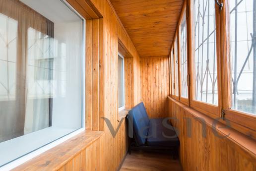 Lunacharsky 180, Yekaterinburg - apartment by the day