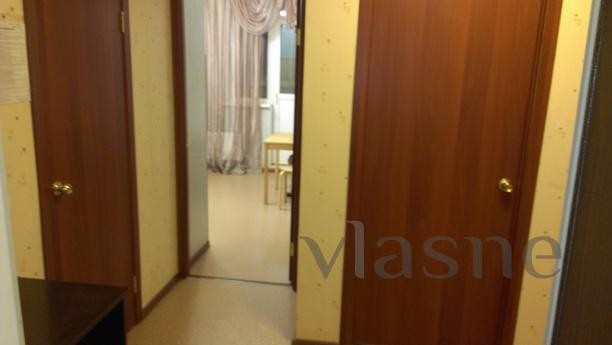 Sheveleva 7, Yekaterinburg - apartment by the day