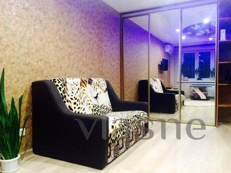 Cozy studio (Med. Academy, TC 'Maxi, Смоленск - апартамент за нощувки
