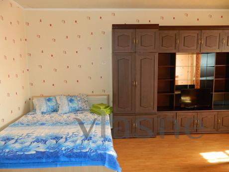 SHORT. From metro Zhulebino Avenue 4 minutes on foot. Cozy, 