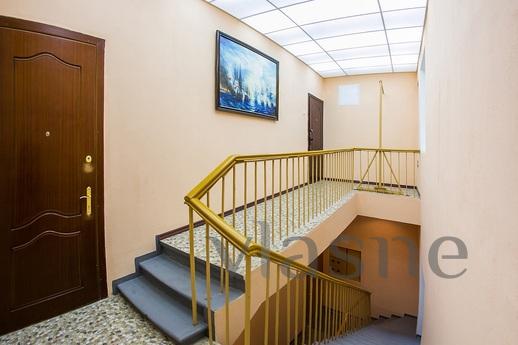 Apartments near the Hermitage, Saint Petersburg - apartment by the day