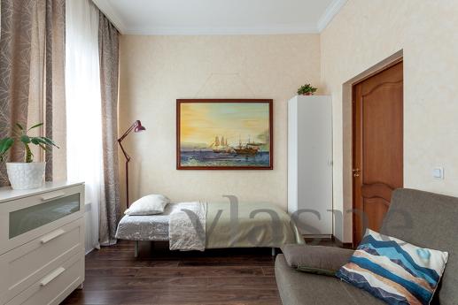 Apartments near the Hermitage, Saint Petersburg - apartment by the day