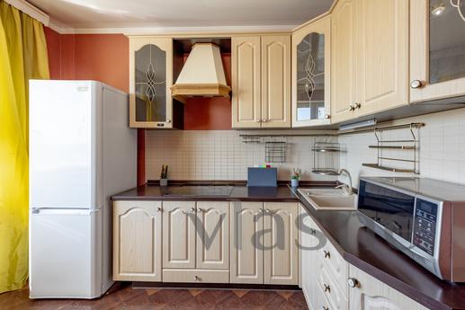 Inndays Sverdlova 36A, Podolsk - apartment by the day