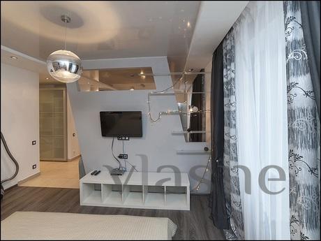 Luxury apartments in Moscow Hill, Yekaterinburg - apartment by the day