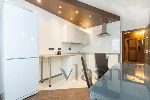 1 euro to the apartment on the Sava Whit, Yekaterinburg - apartment by the day