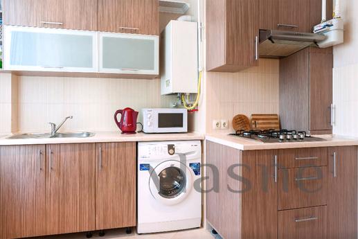 1 room apartment in the center, Krasnodar - apartment by the day