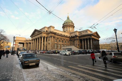 Apartments near Kazan Cathedral, Saint Petersburg - apartment by the day