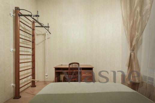 Spacious 2-bedroom flat on Chaykovskogo, Saint Petersburg - apartment by the day