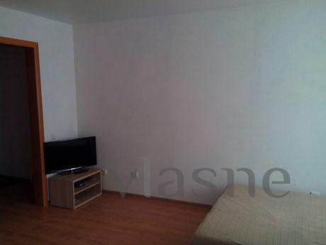 apartment near Bugrinsky Bridge, Novosibirsk - apartment by the day