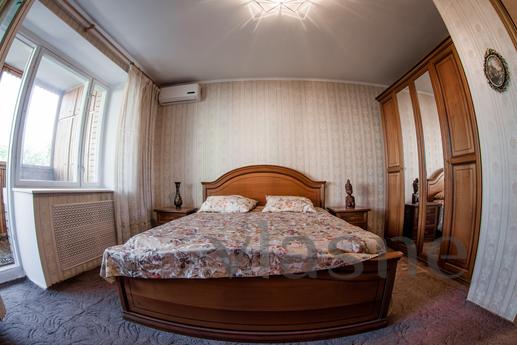 Two-bedroom apartment in the quiet cente, Moscow - apartment by the day