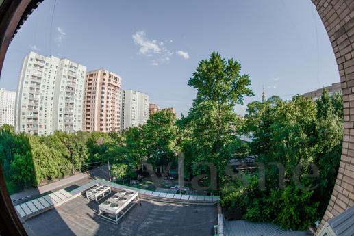 Two-bedroom apartment in the quiet cente, Moscow - apartment by the day