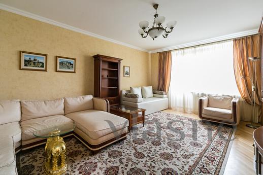 Maria Ulyanova 12, Moscow - apartment by the day
