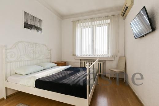Daily Smolensky Boulevard 22/14, Moscow - apartment by the day