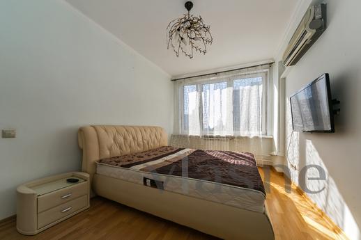 Daily new Arbat 16, Moscow - apartment by the day