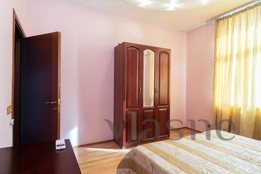 Daily Derbenevskaya embankment 1/2, Moscow - apartment by the day