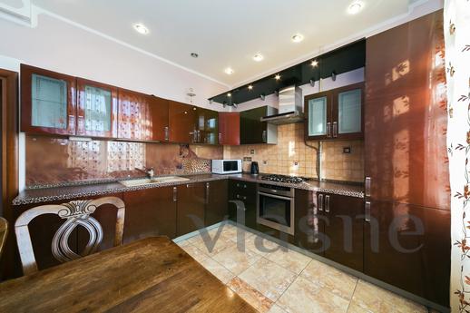 Daily Derbenevskaya embankment 1/2, Moscow - apartment by the day