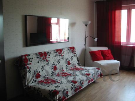 Daily rent one-bedroom apartment in the center of Khimki. Ne