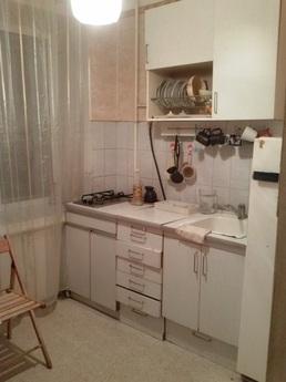 Flat for rent in the metro !!!, Novosibirsk - apartment by the day