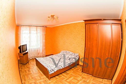 * Looking for a multi-room spacious, comfortable apartment f