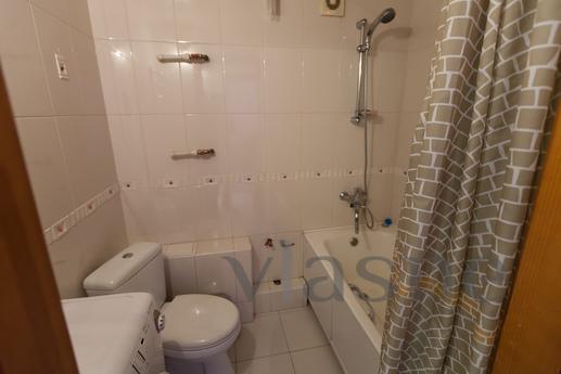 Cozy one-bedroom in the center of the me, Novosibirsk - apartment by the day