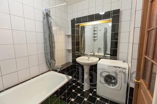 Cozy premium studio in the center of the, Novosibirsk - apartment by the day