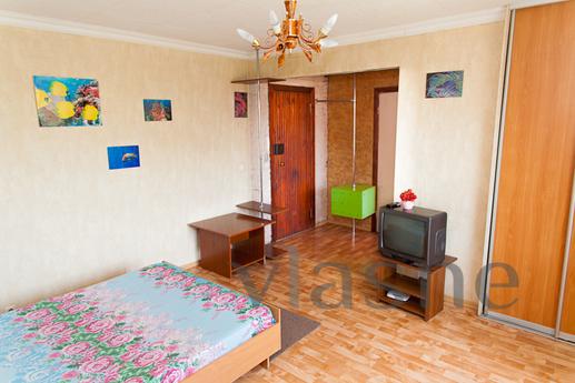 Cozy studio at the Zoo, near the metro, Novosibirsk - apartment by the day