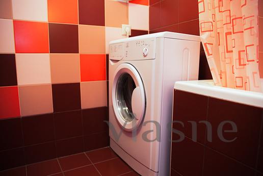 Cozy one-bedroom in the center, Novosibirsk - apartment by the day