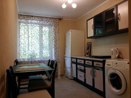Cozy apartment not far from the center, Moscow - apartment by the day