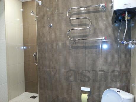 Modern and cozy 1 bedroom apartment, Krasnodar - apartment by the day