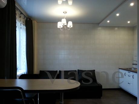 Modern and cozy 1 bedroom apartment, Krasnodar - apartment by the day