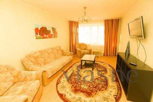 Rent 2-bedroom cozy apartment, Tyumen - apartment by the day