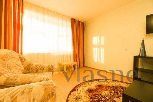 Rent 2-bedroom cozy apartment, Tyumen - apartment by the day