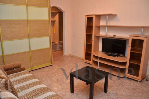 I rent daily, most pochasno 1 kom.kvartira in a luxury house