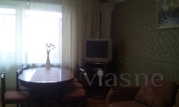 2 bedroom apartment for rent, Chelyabinsk - apartment by the day